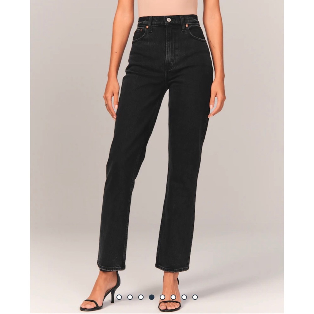 Abercrombie & Fitch 90s Ultra High Rise Straight Jeans